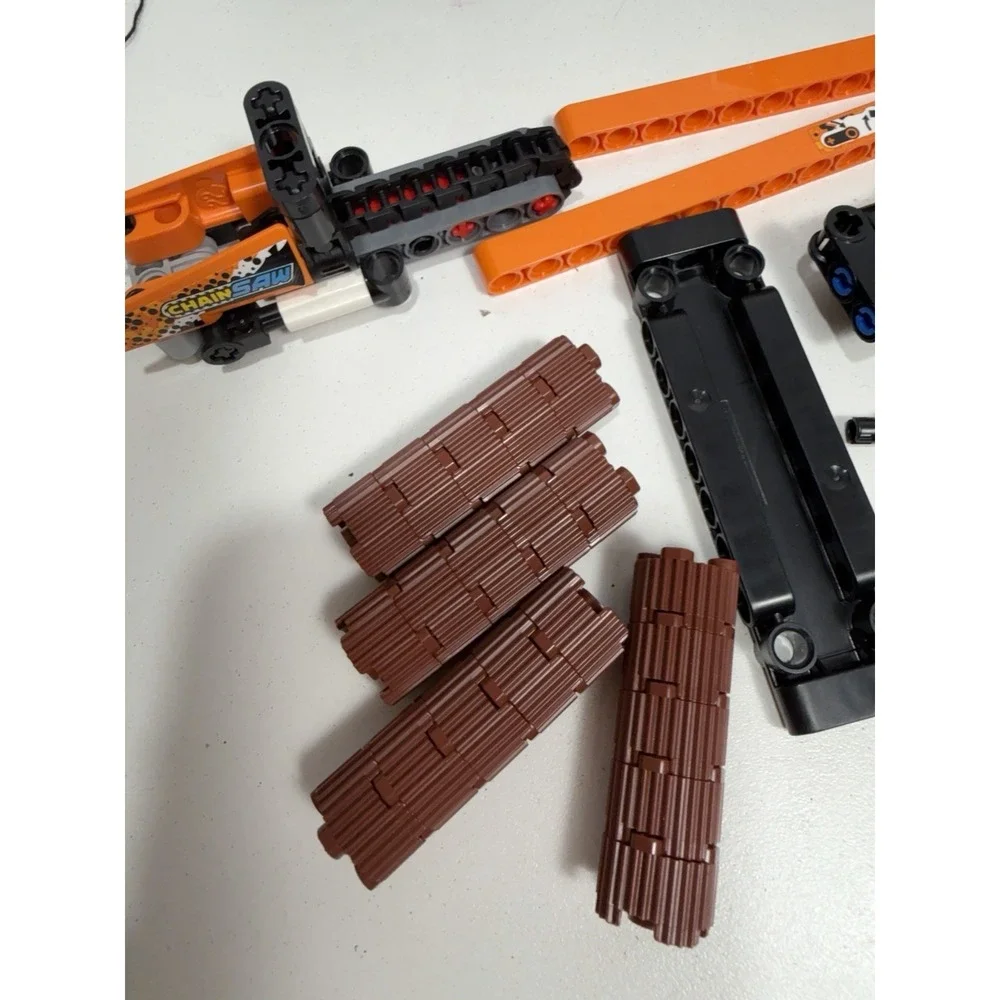 Lego Technic: All-Terrain Vehicle 42139 Assembled Missing Some Parts